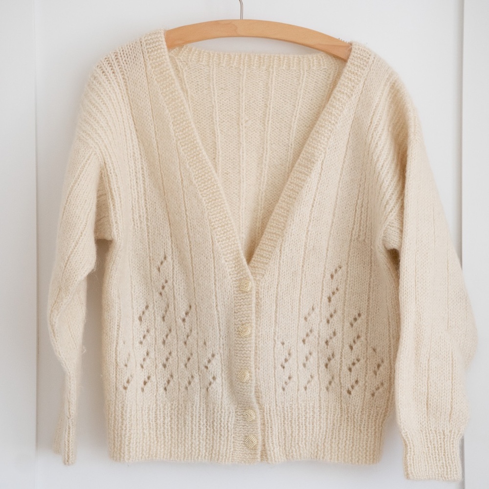 Vintage hand knit cream cardigan sweater